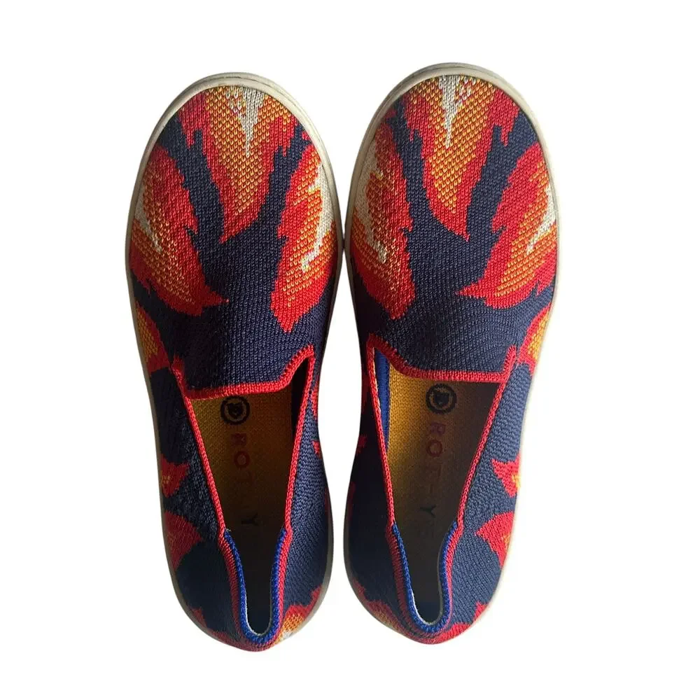 Rothys Flame Sneakers Kids Size 2 Navy Red Round Toe Knit Slip-on Comfort Shoe